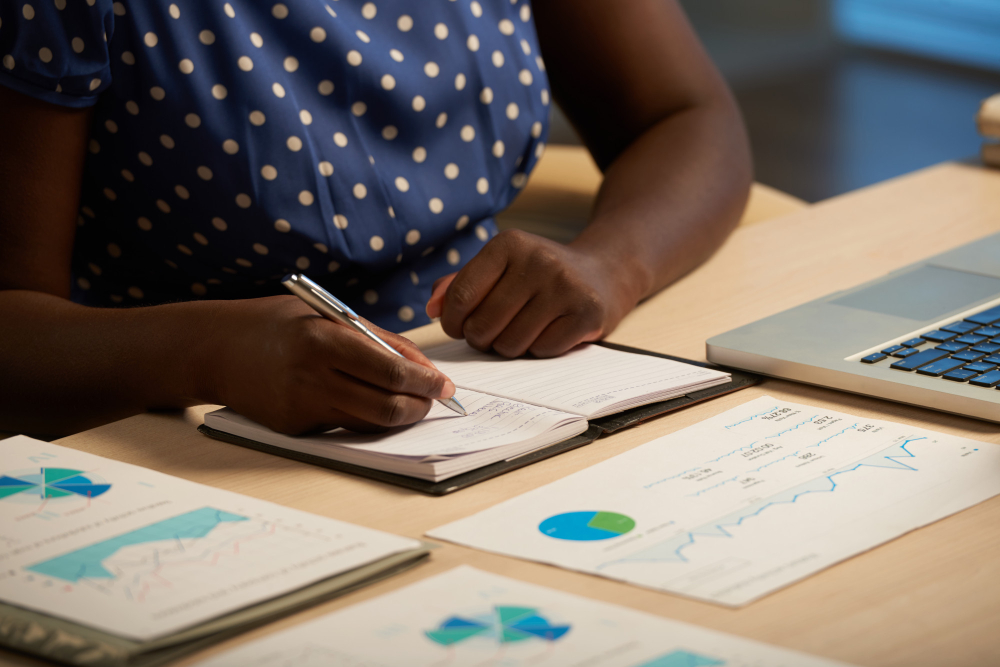 woman registering a Business 