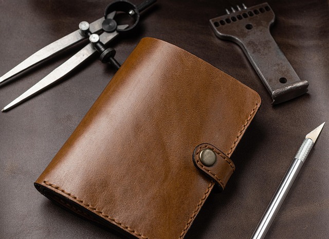 leather made wallet